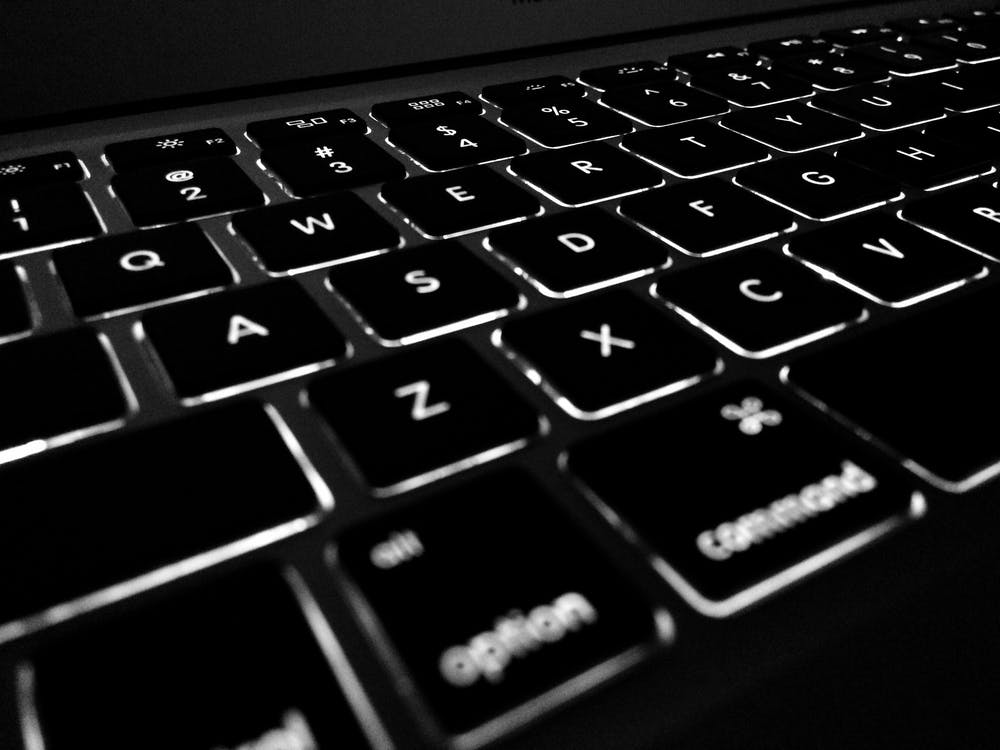 Jak wybrać klawisze do klawiatury laptopa?